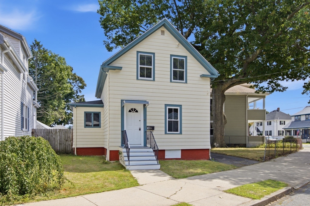 18 Lambert Ave — photo