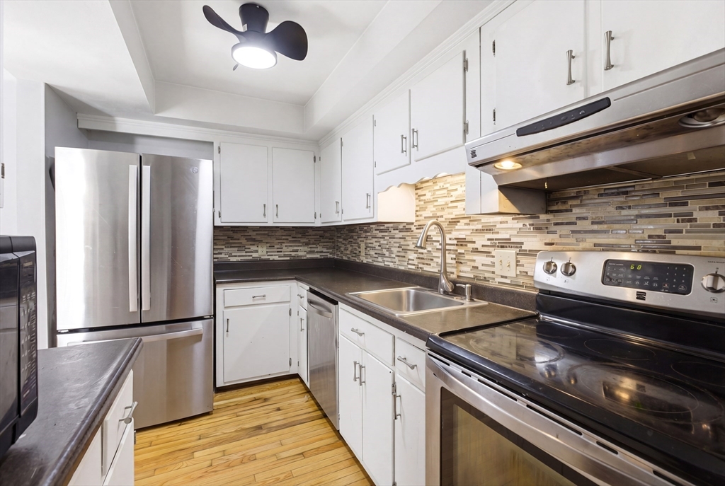 112 Lowell St #11 — photo