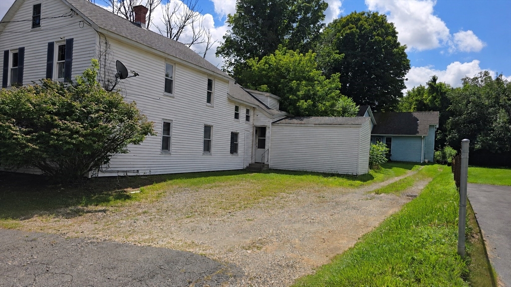23 Walnut St — photo