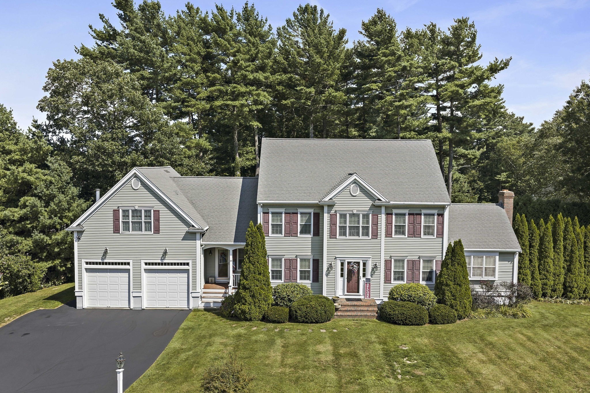 49 Lantern Ln — photo