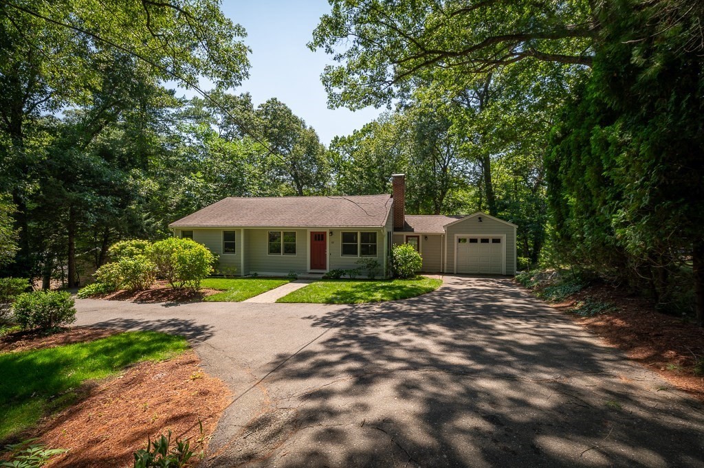101 Topsfield Road — photo