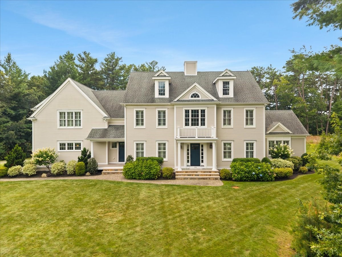 384 Country Club Way — photo