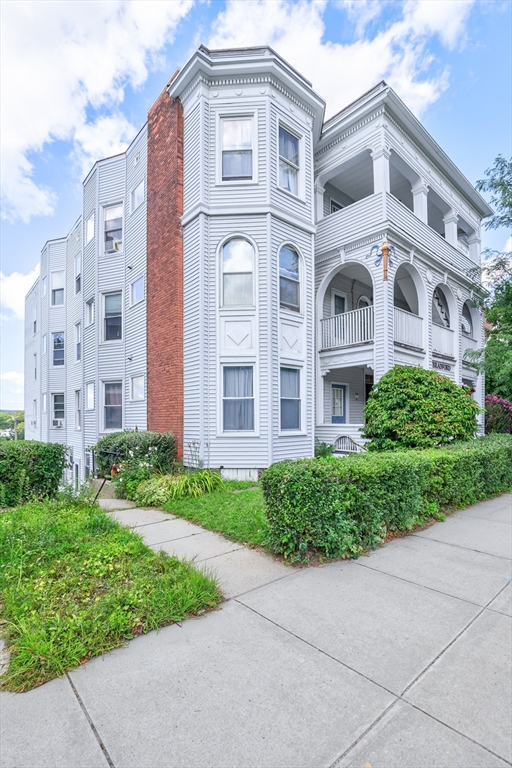 178 Lincoln St #a13 — photo