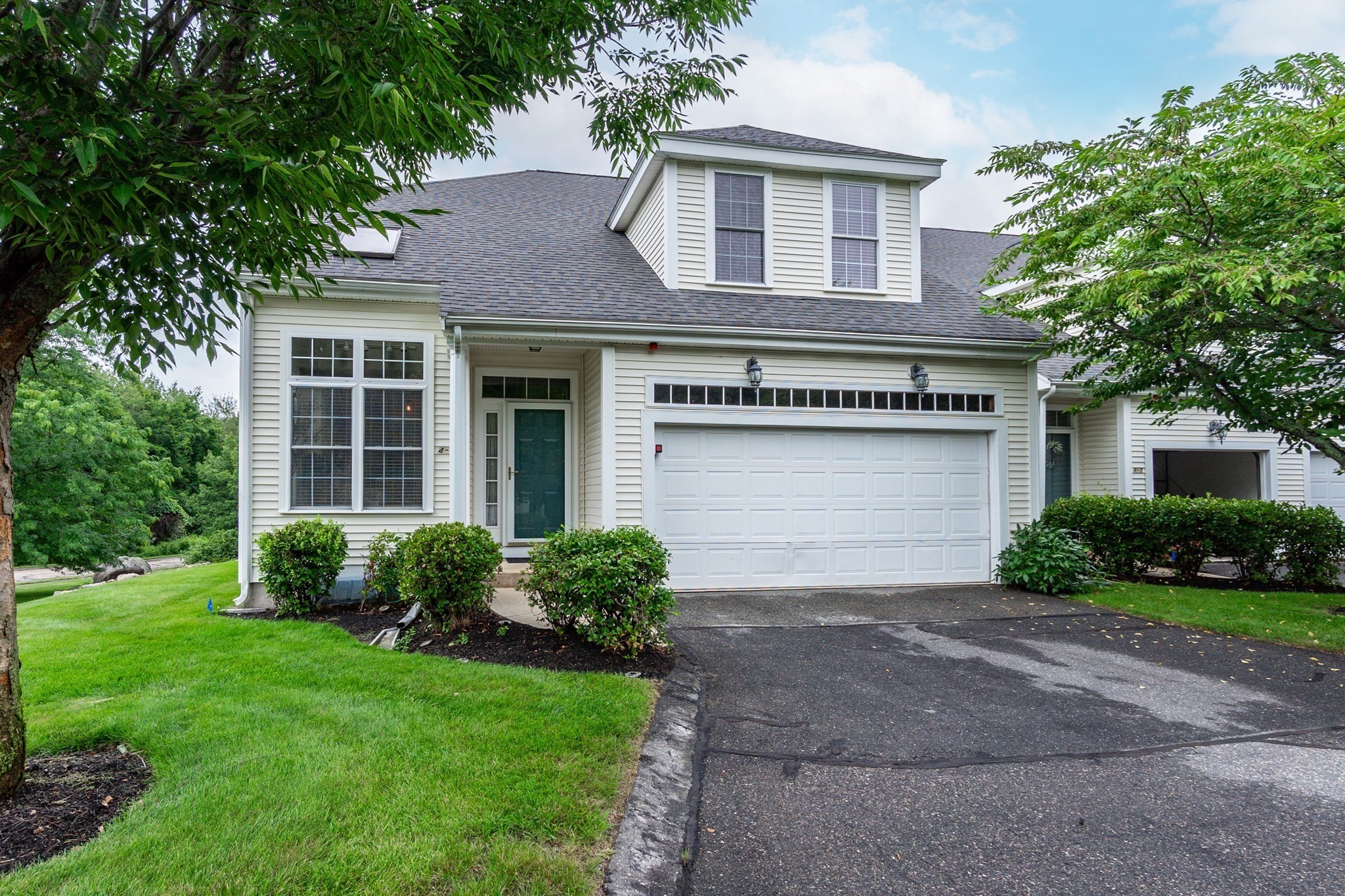 4 Kingson Ln #1 — photo