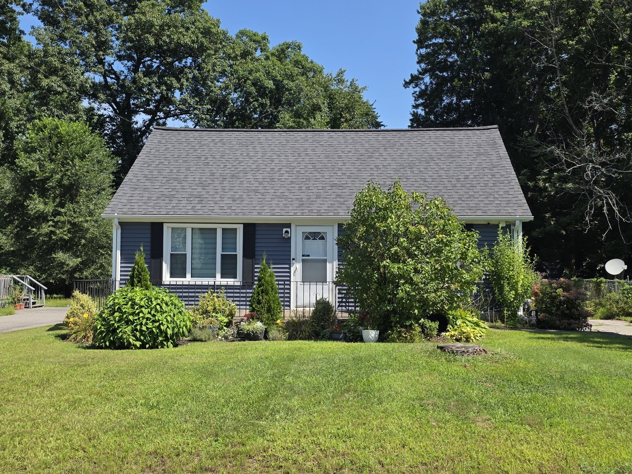 40 Second Island Road, Webster, MA 01570 — photo 2