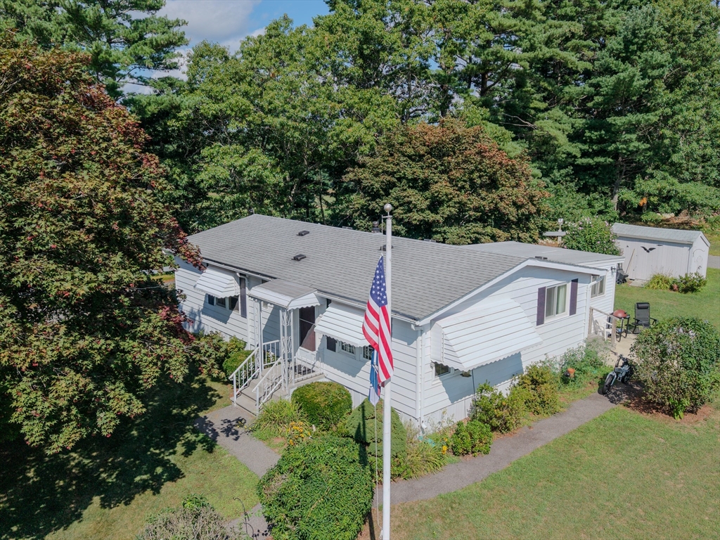 6 Coachman Terrace — photo