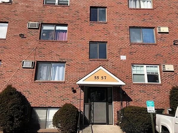 55-57 South Street #14 — photo
