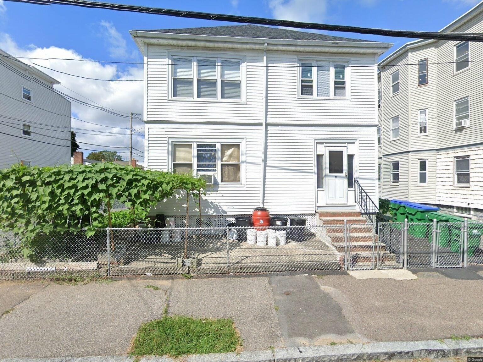 40 Almont St #2 — photo