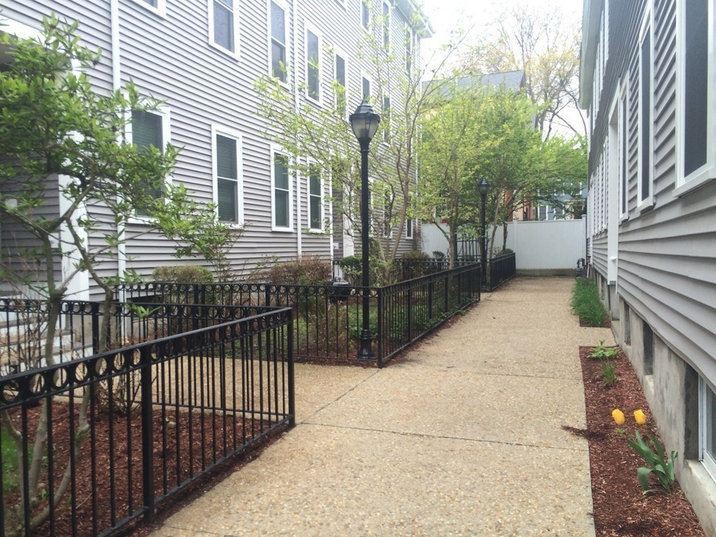 7 Mullins Court #C — photo
