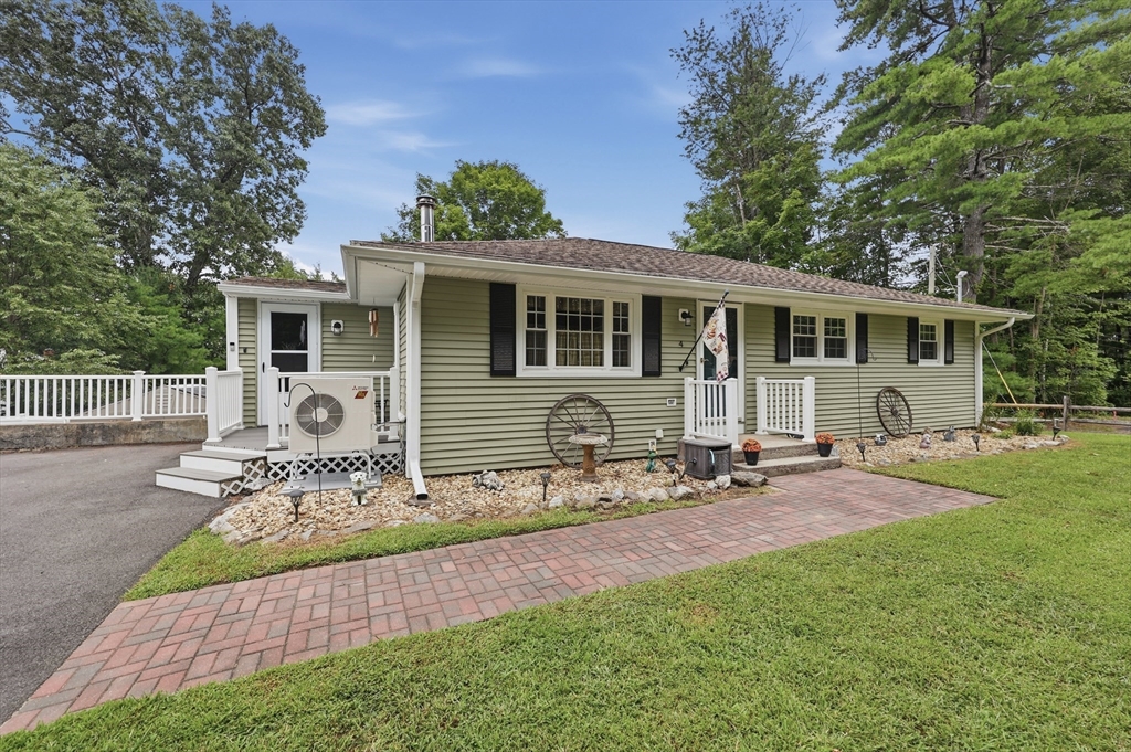 4 Olive Dr — photo
