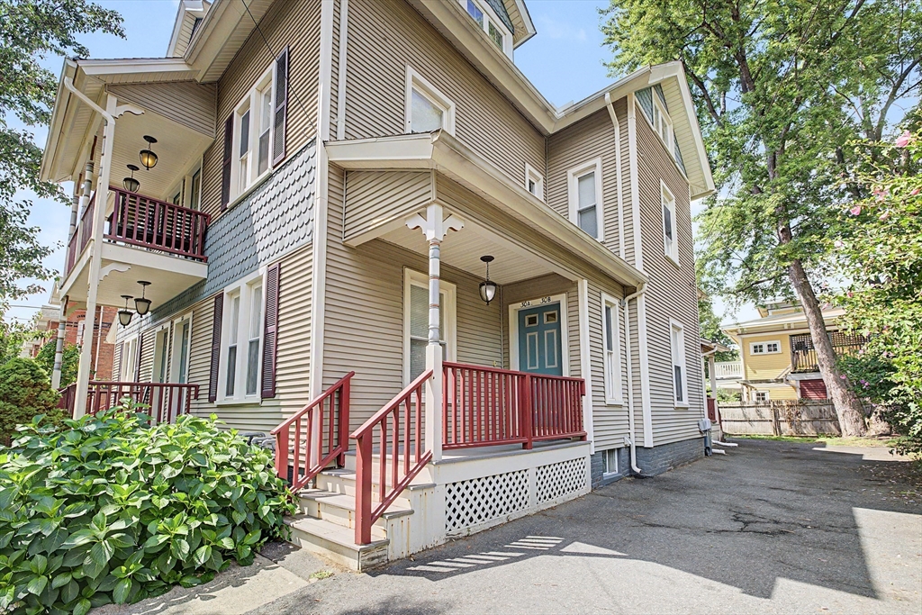 30 Graves Avenue #a — photo