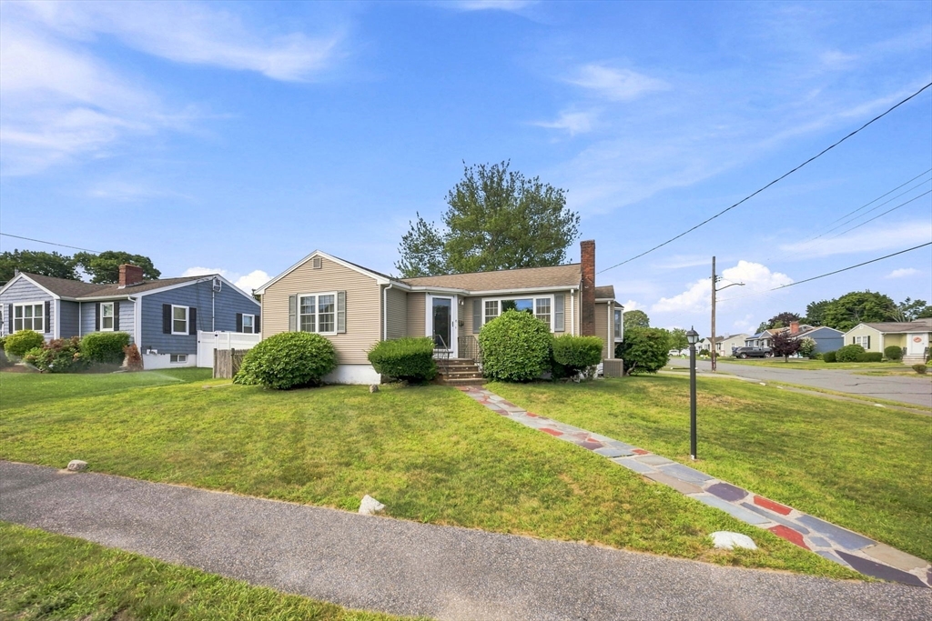 6 Evans Road — photo