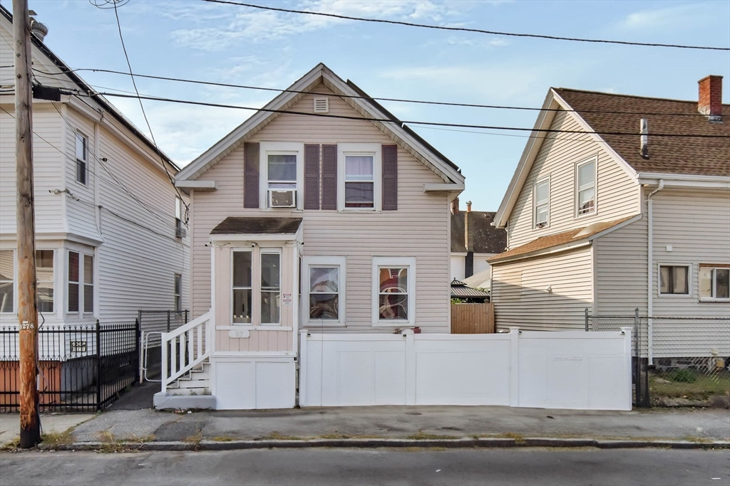 87 Abbott St — photo
