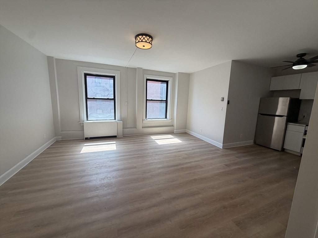 140 Chestnut St #605 — photo
