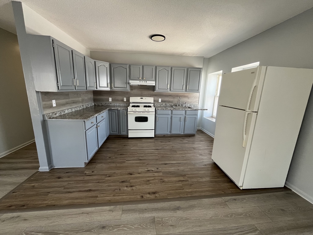 1263-1265 Pleasant St #8 — photo