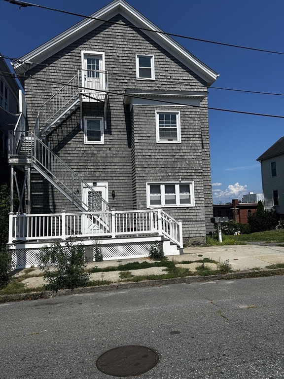 404 Bradford Ave #3 — photo