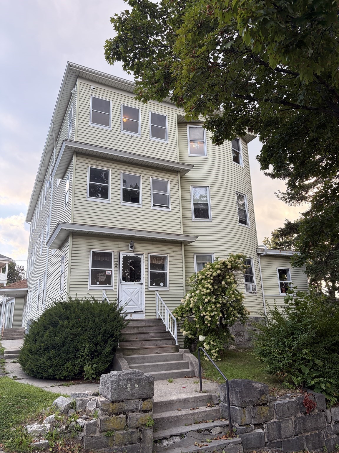 2 Fairfax Rd #2 — photo