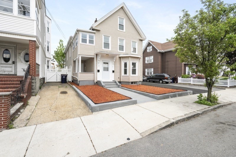 16 Oakes St #2 — photo