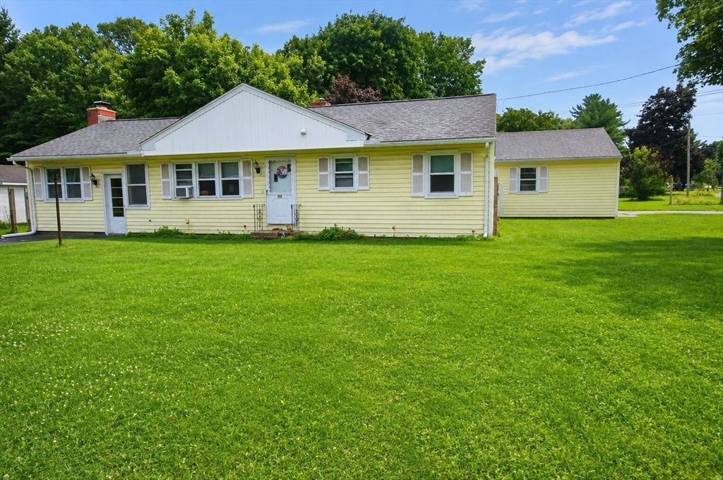 27 Feeding Hills Rd — photo