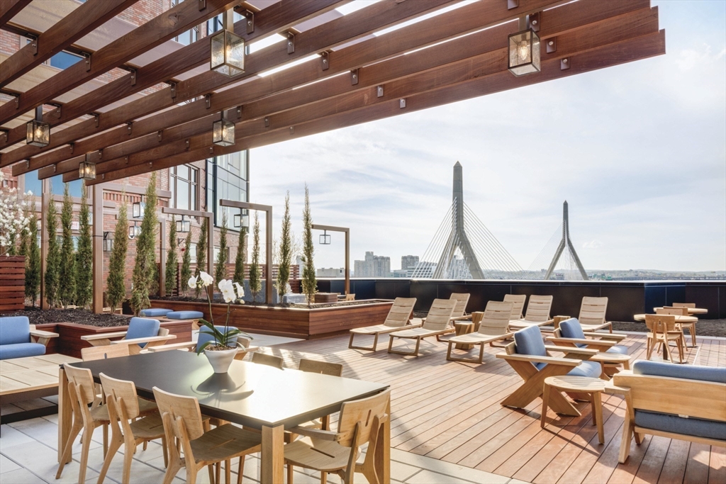 100 Lovejoy Wharf #5L — photo