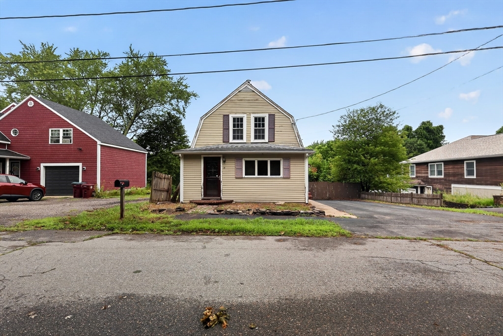 15 Hillside Ave — photo