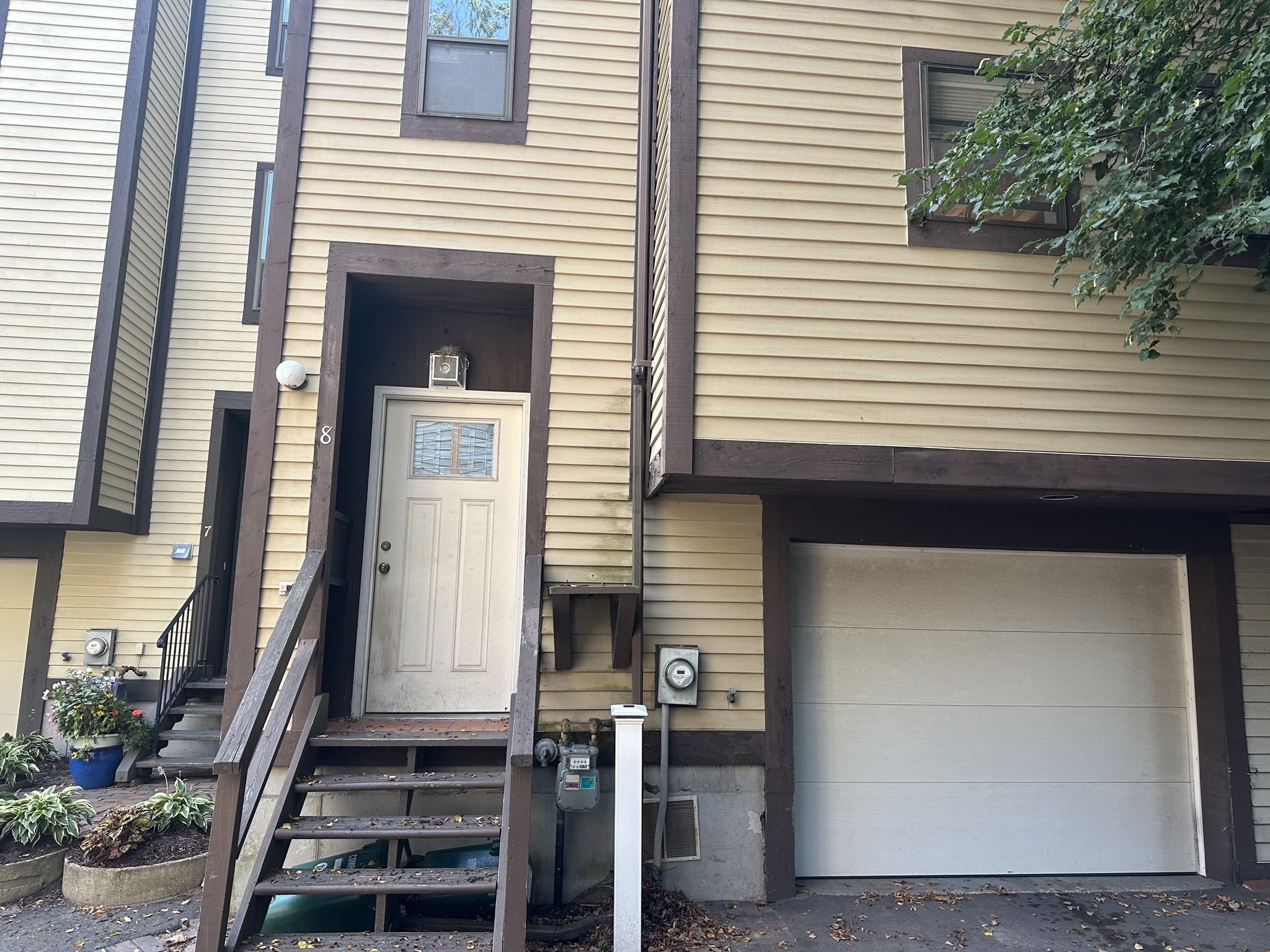 36 Irving St #8 — photo