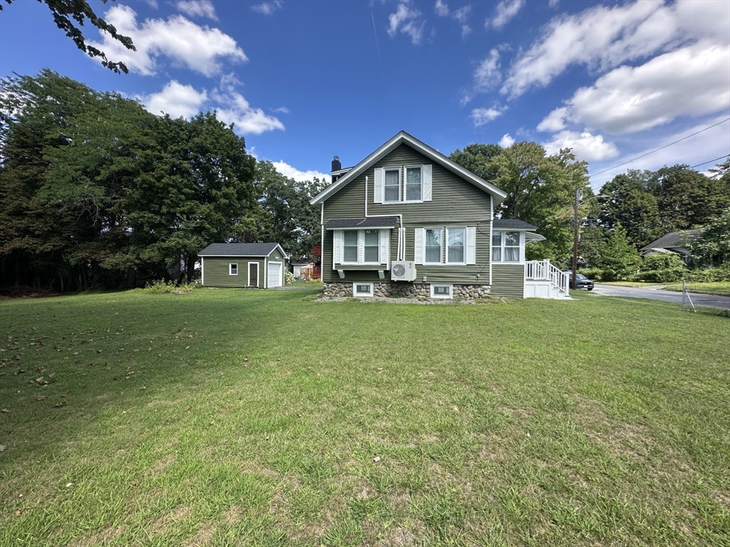 9 Idalla Ave — photo