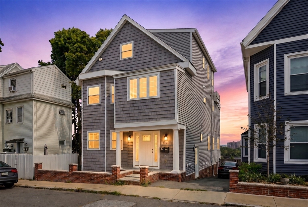 8 Leyden Ave #8 — photo