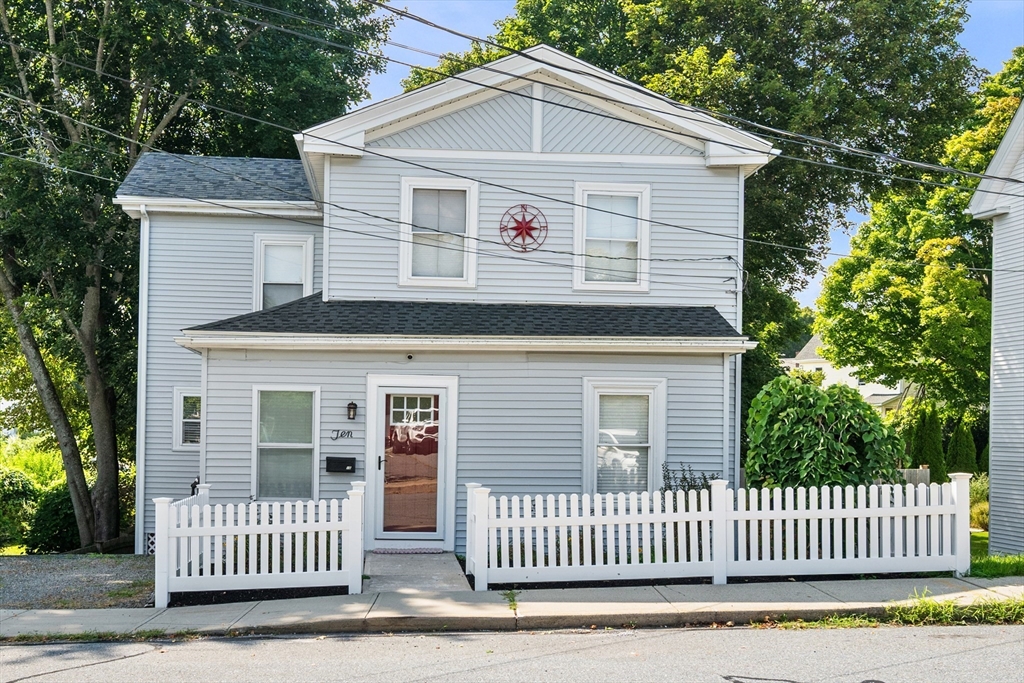 10 Lafayette Rd — photo