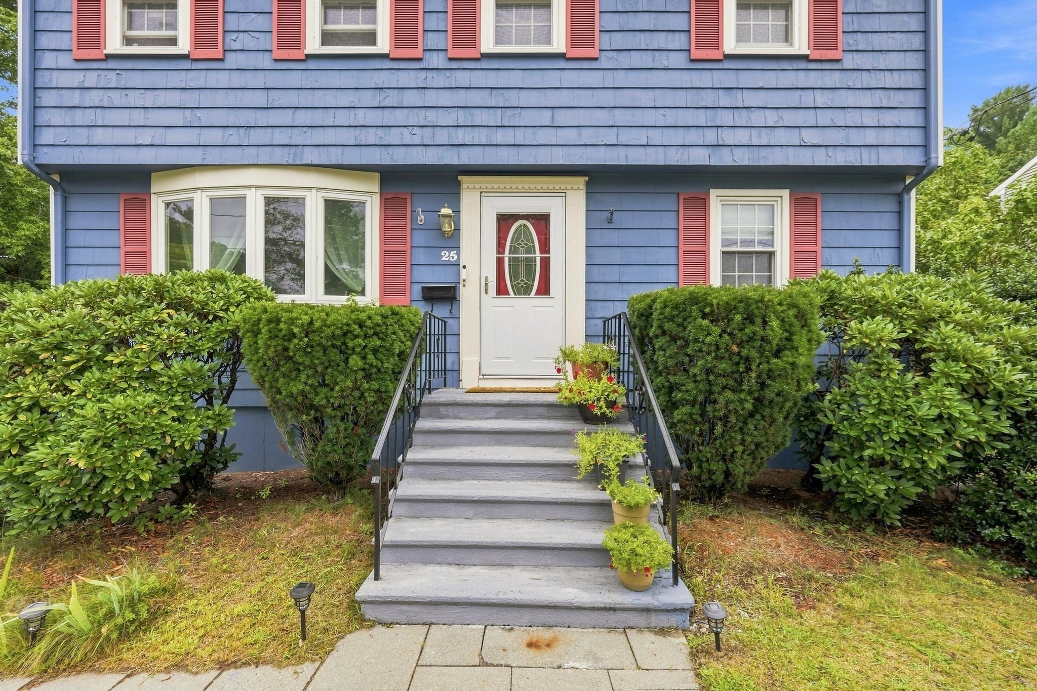 25 Mohawk Path, Bellingham, MA 02019 — photo 2