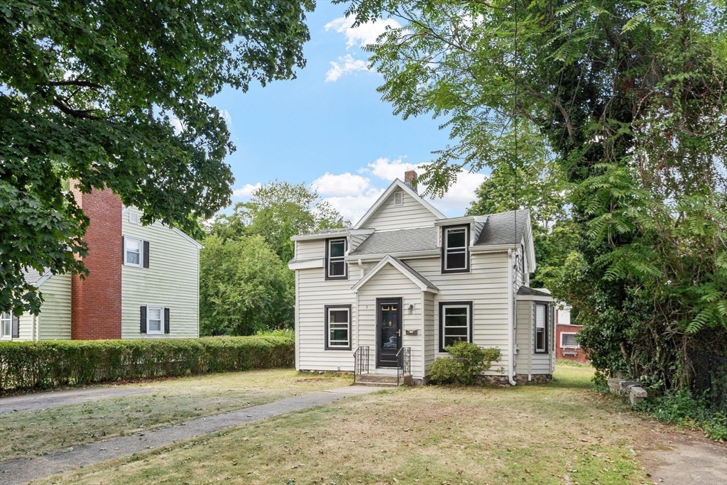 9 Lill Avenue — photo