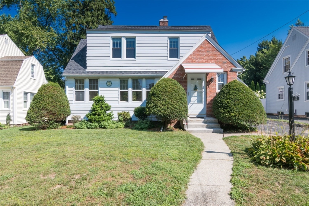32 Elmwood Ave — photo