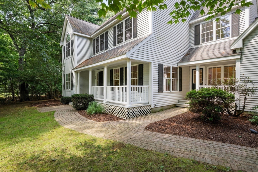 12 Rocky Woods Rd — photo