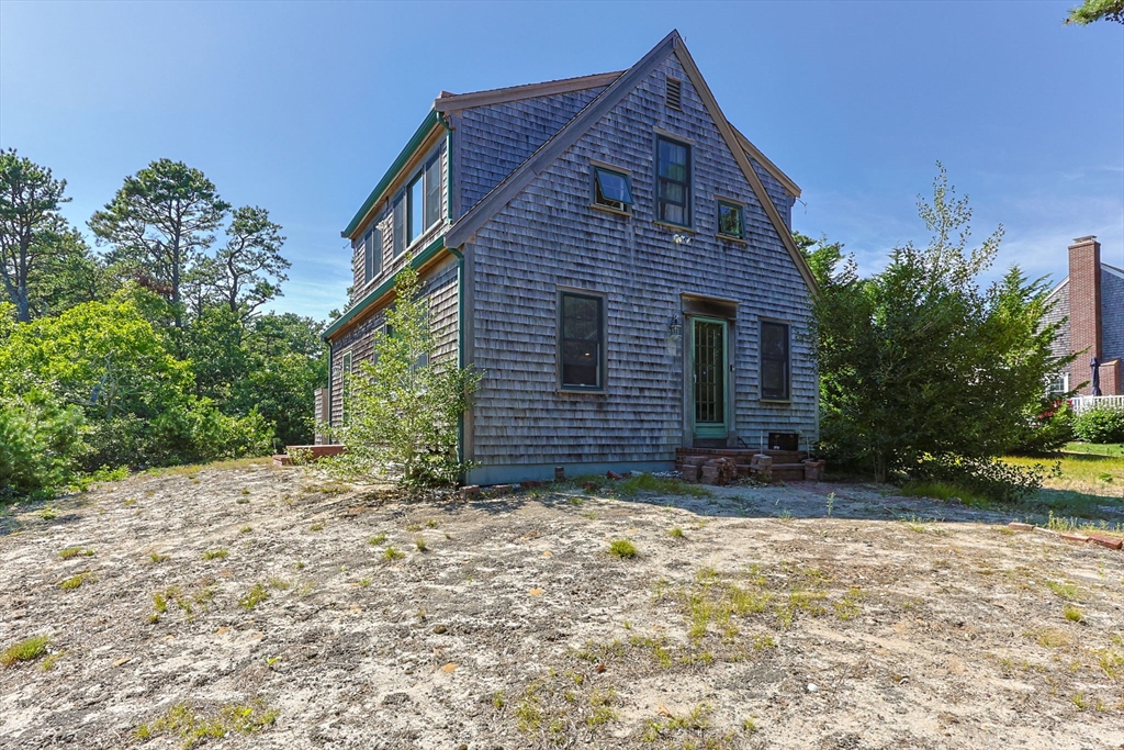 56 Warren Road — photo