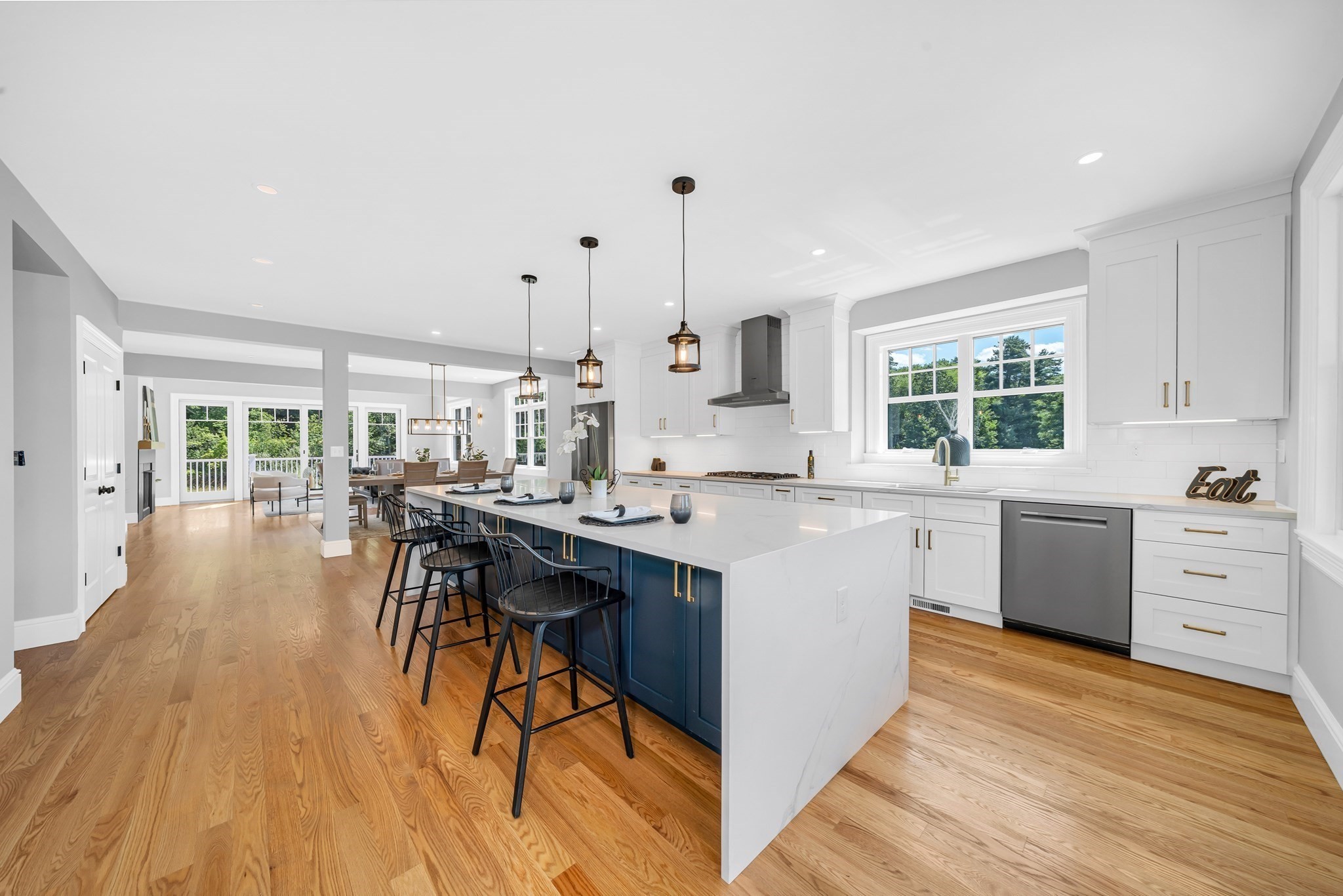 11 Adams Ln #11 — photo