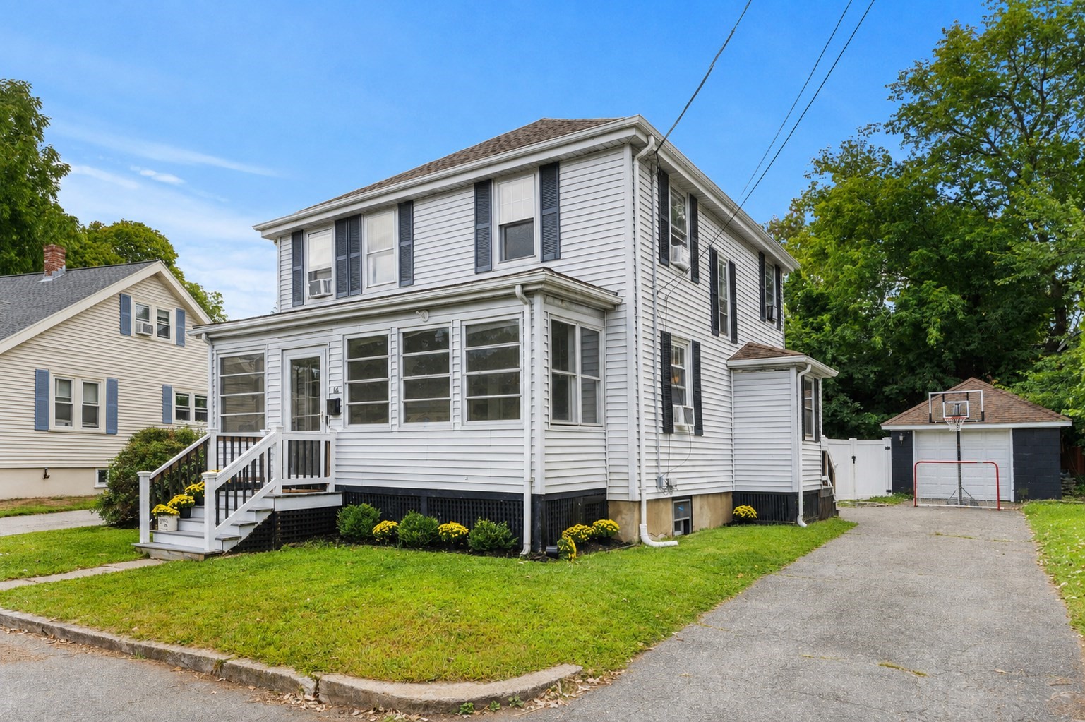 16 Maple Ave — photo