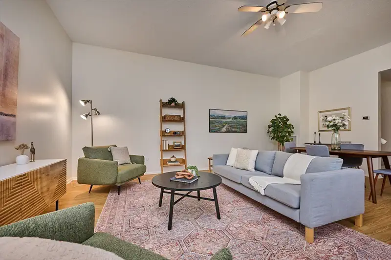26 Crescent St #G2 — photo