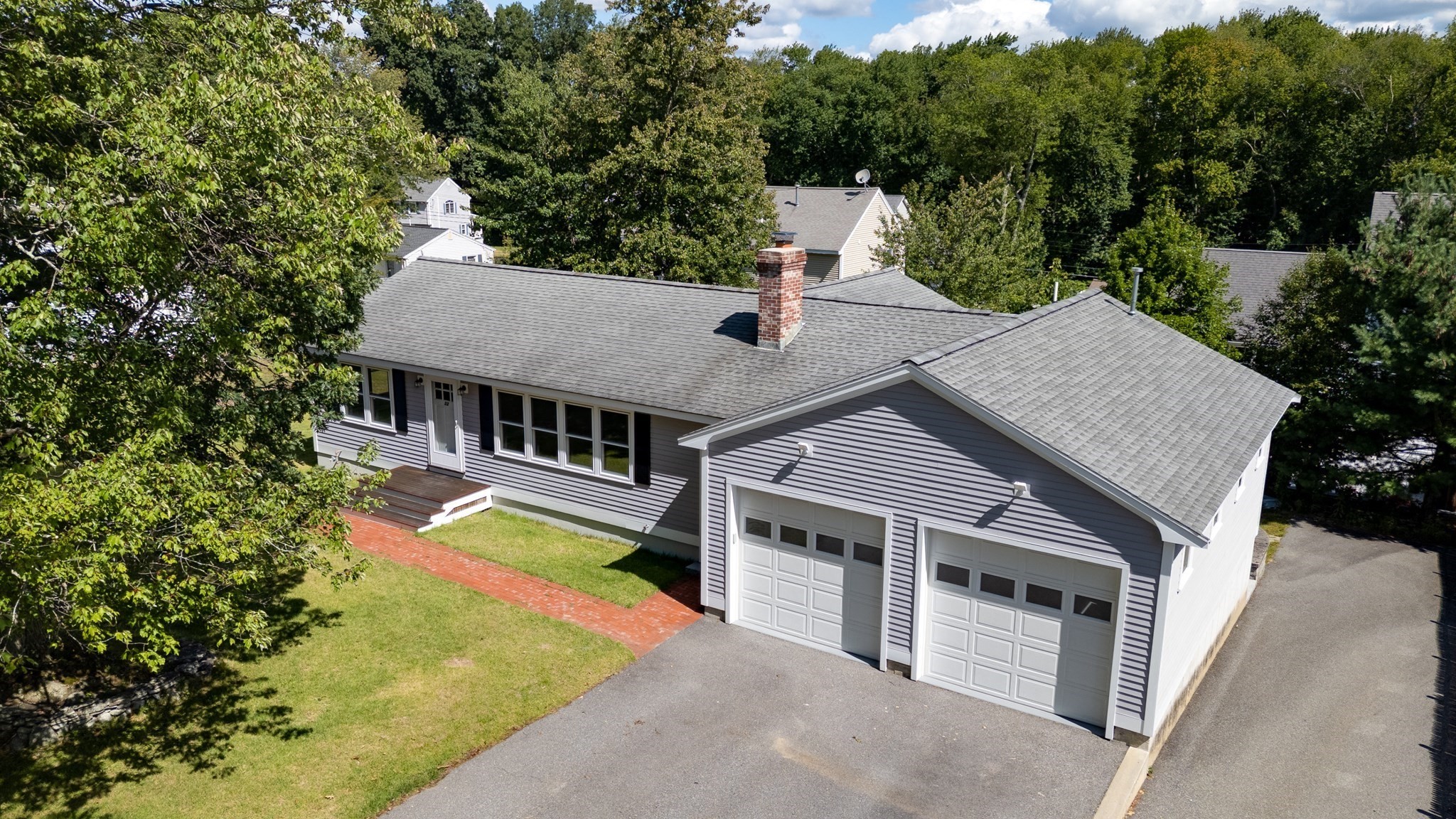 32 Lantern Ln — photo