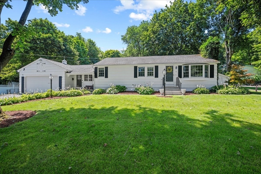 6 Jackie Dr — photo