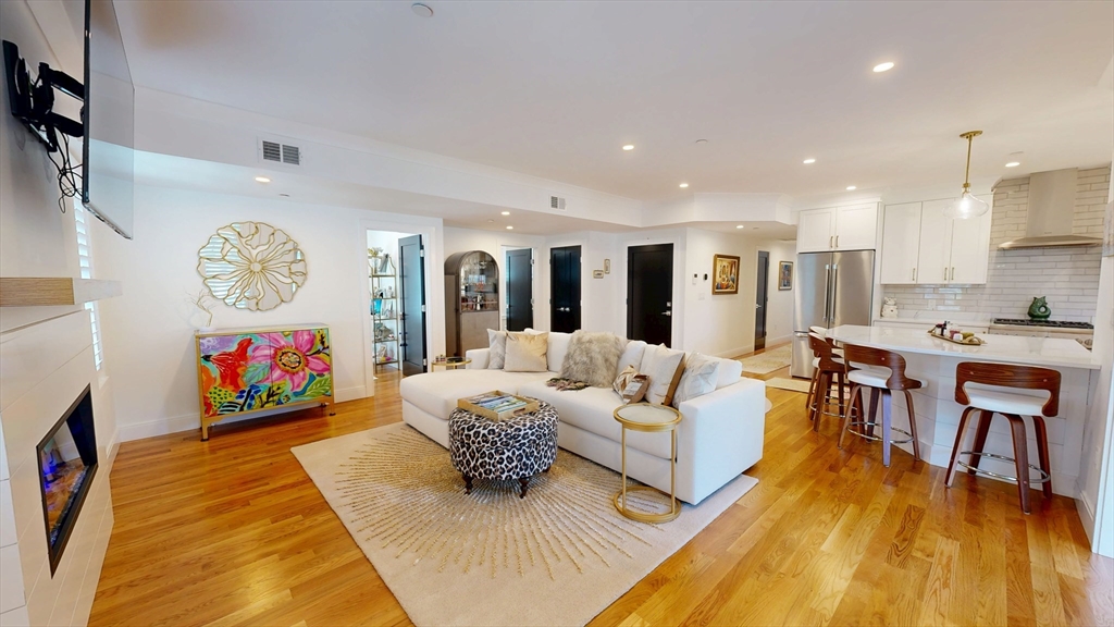 20 Lawrence St #2 — photo