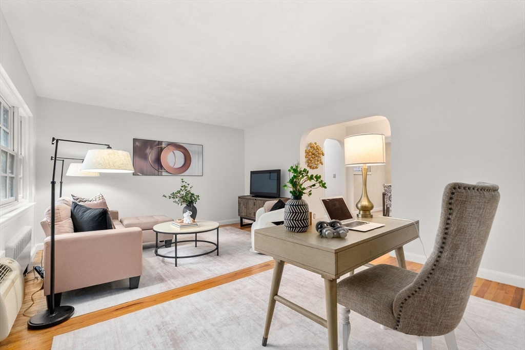 648 Washington St #5 — photo