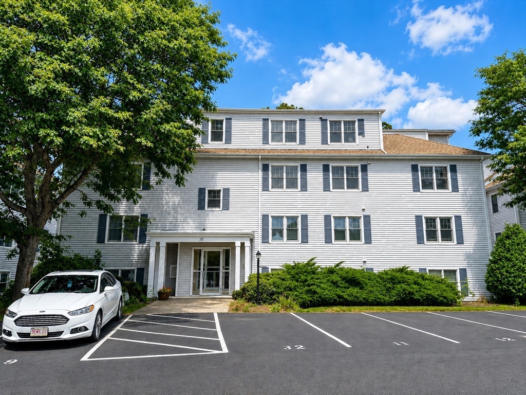 20 Webb Pl #1a — photo