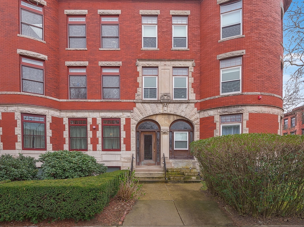 1871 Beacon St #4a — photo