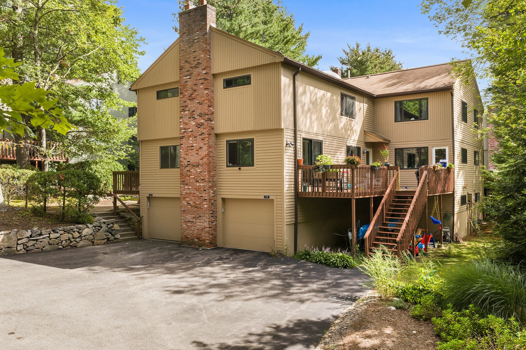 72 E Bluff Rd #72 — photo