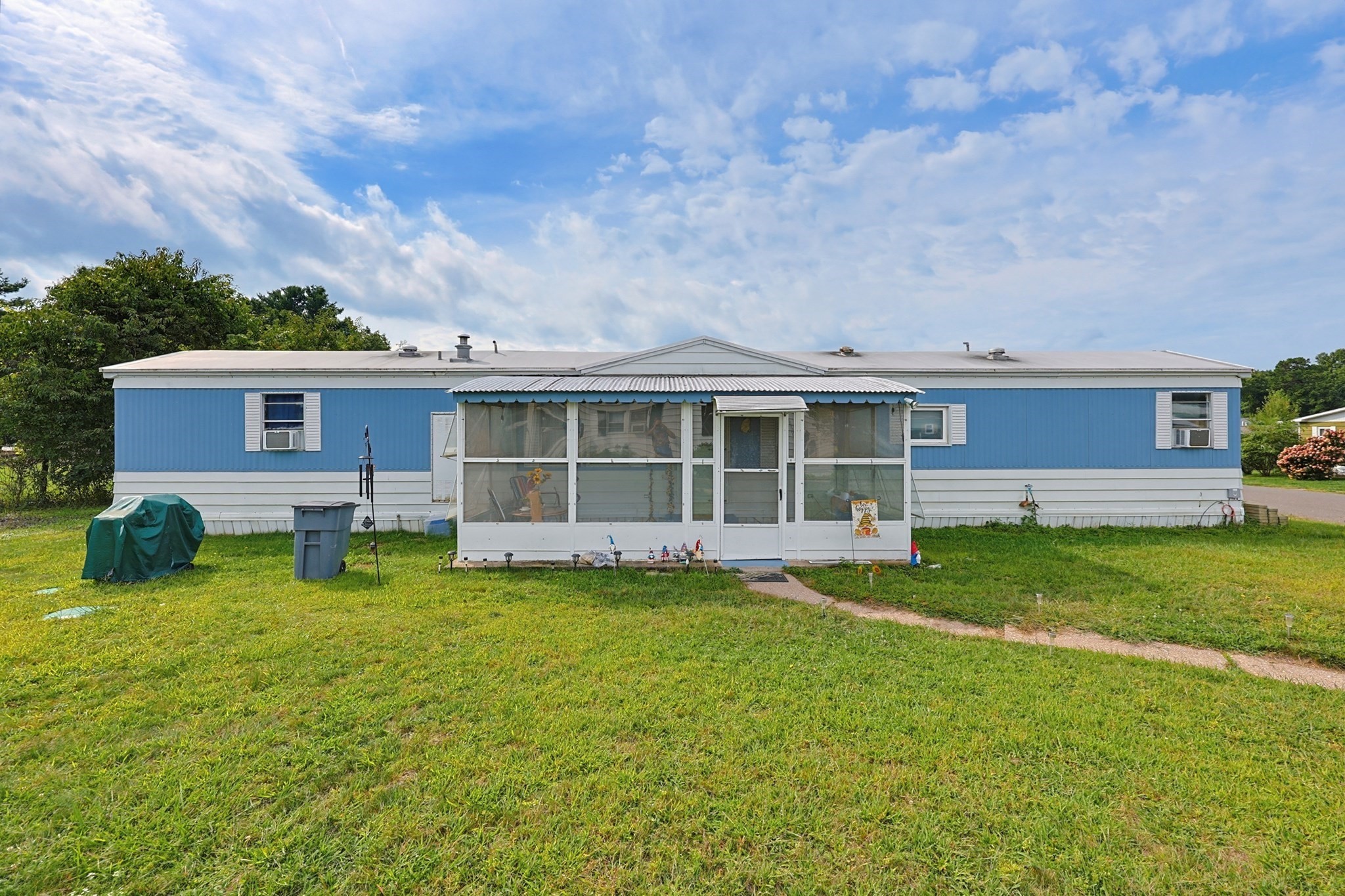 19 First Avenue, Westfield, MA 01085 — photo 2