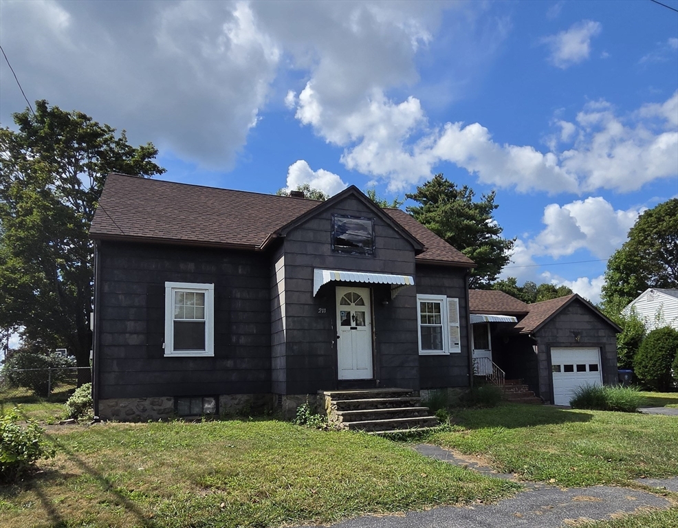 211 Lowell Street — photo
