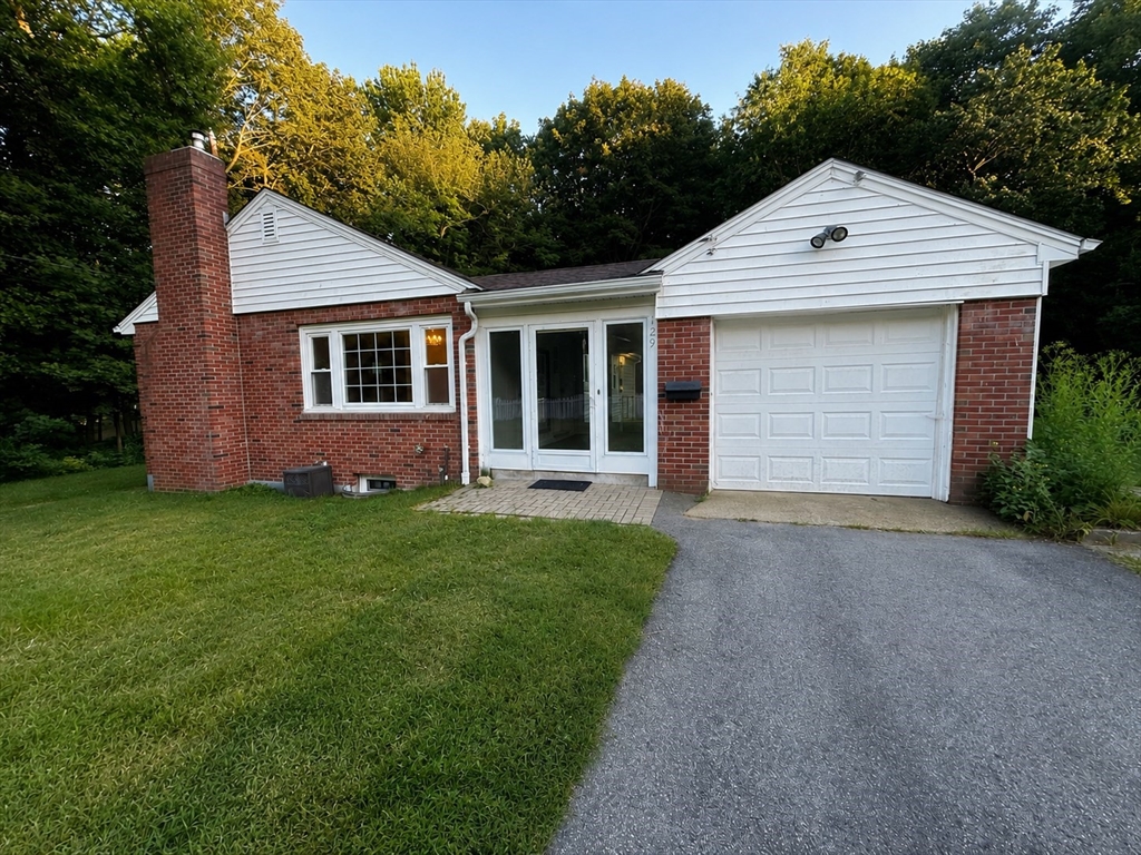 129 Billings St — photo