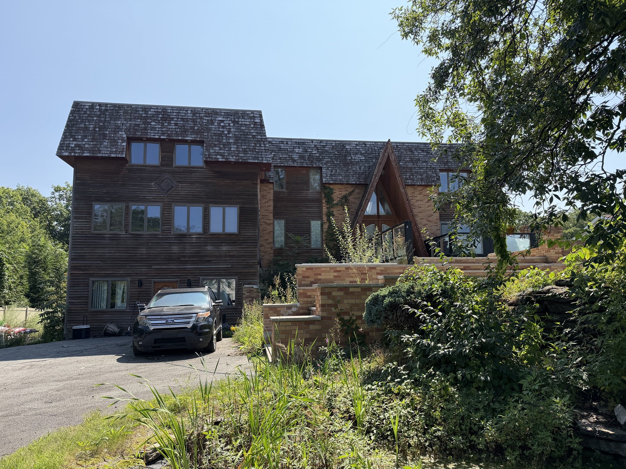 12 Oakridge Dr — photo