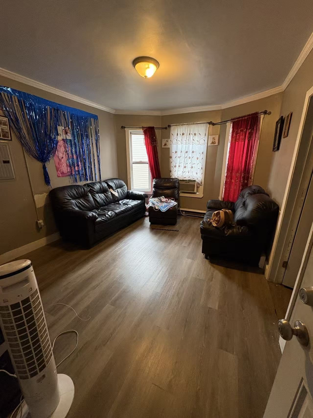 90 Marlborogh #3 — photo