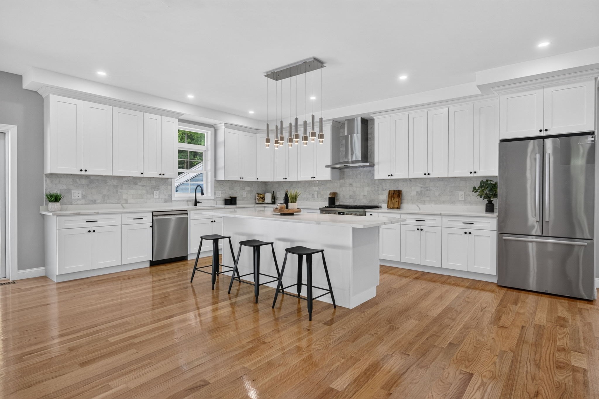 44 Grandview Road, Reading, MA 01867 — photo 3